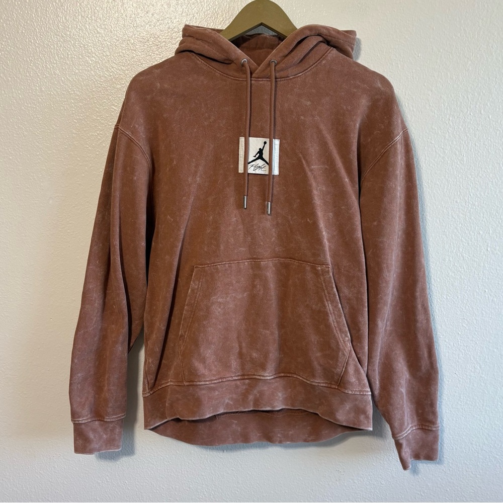 Nike Jordan Size Medium Orange Fleece Washed Pullover Hoodie Travel Gym Outdoor